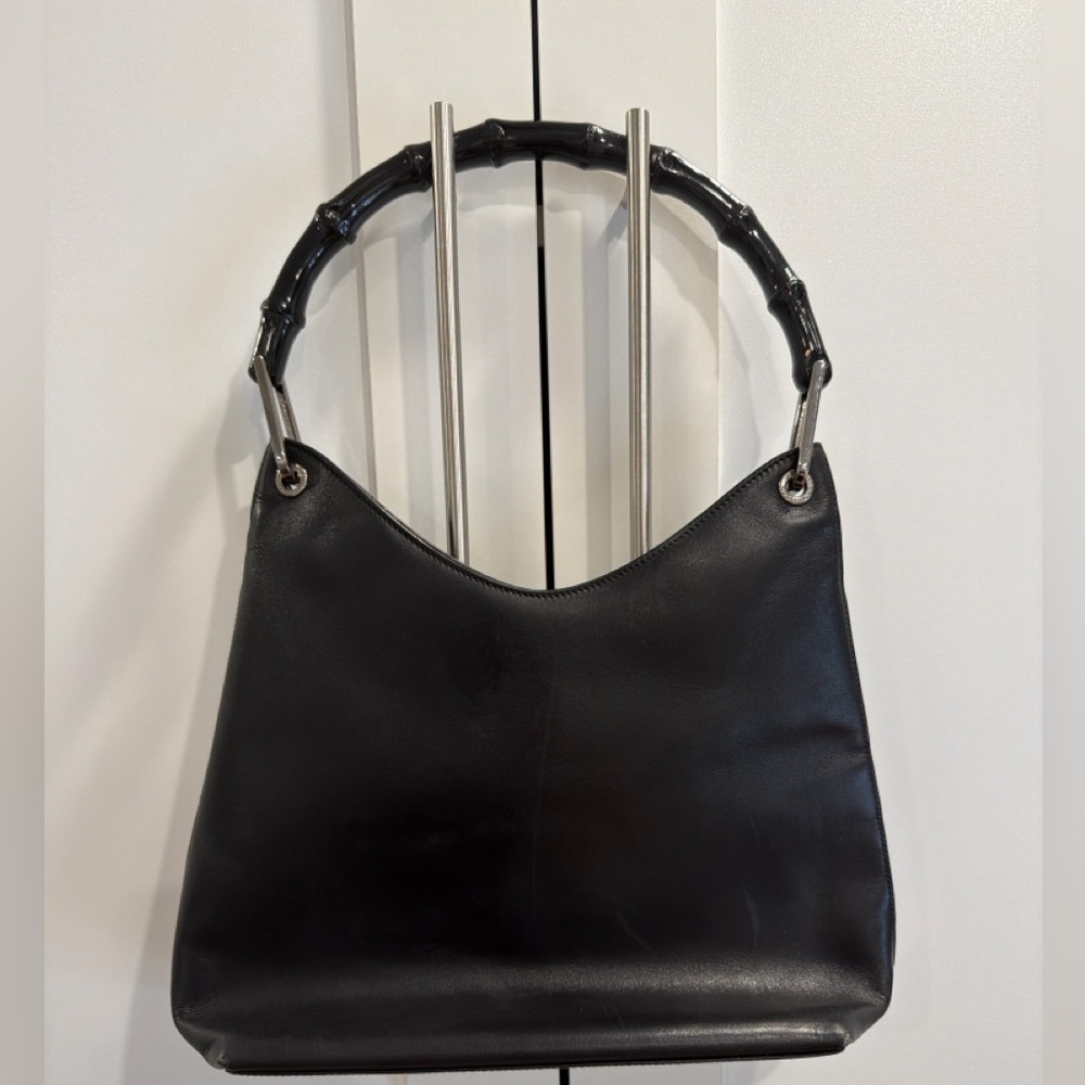 Gucci Black Leather Shoulder Bag with Bamboo Handle - Picture 2 of 8